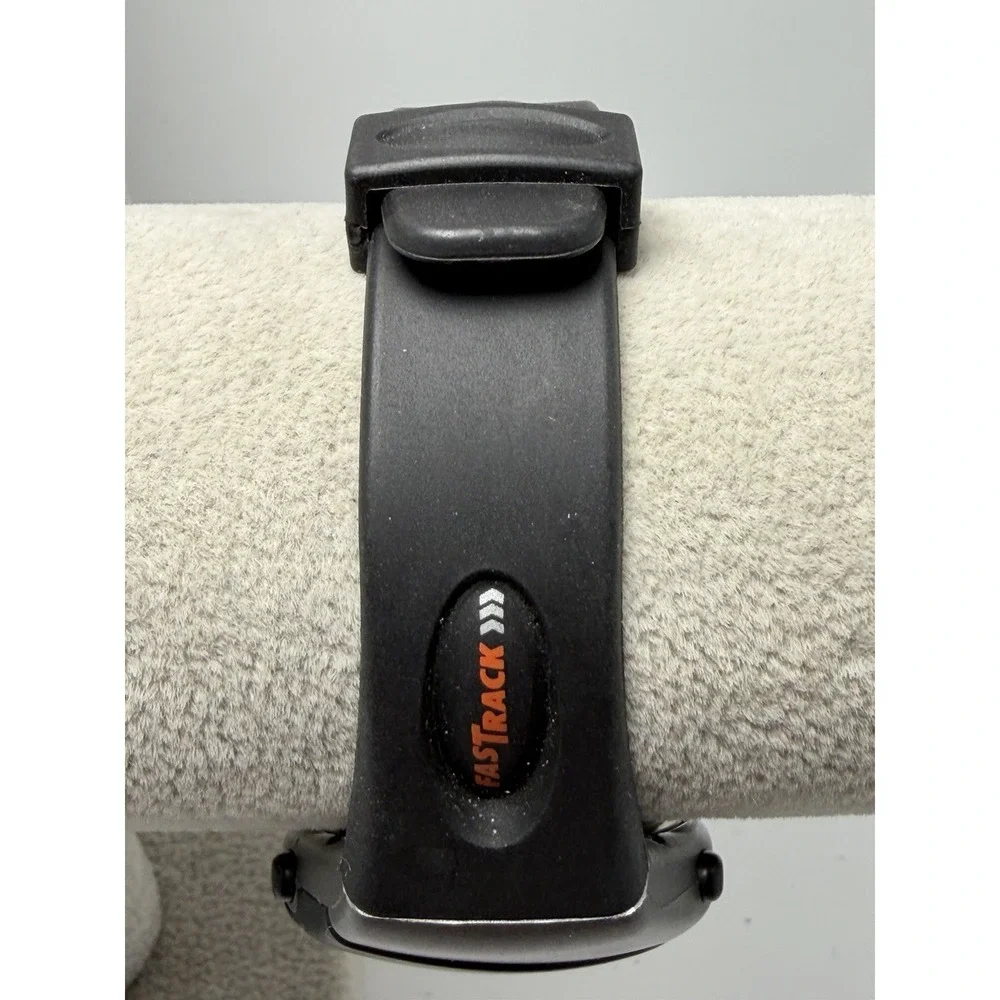Fastrack By Titan 4003PP01 New Battery‎ Mens Digital Watch 38MM 8